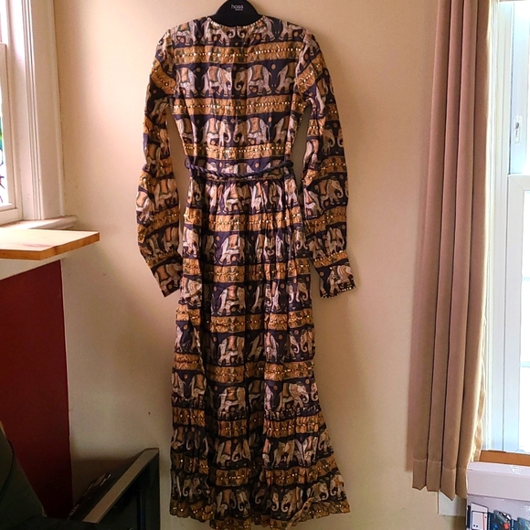 Dress - Picture 4 of 4